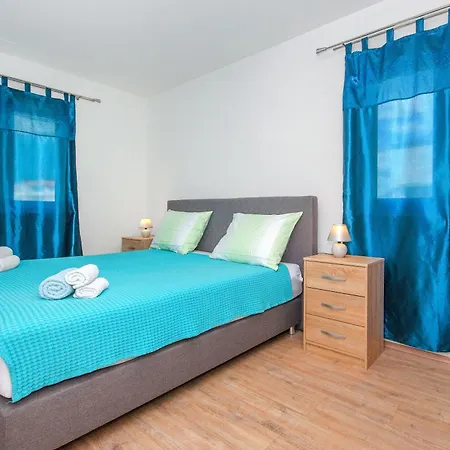 Apartment Radic Kastela